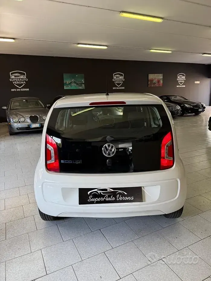 Usata VW up! Move 68 CV (50 kW) 2014 Bianco Utilitaria