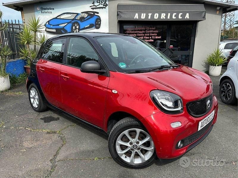 Usata Smart ForFour Passion 70 CV (51 kW) 2017 Rosso Utilitaria