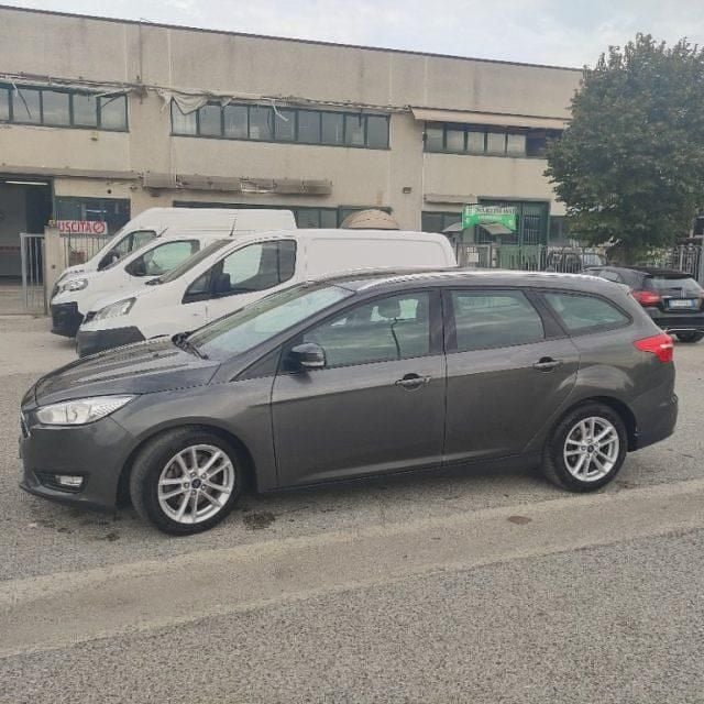 Usata Ford Focus Business Edition 150 CV (110 kW) 2018 Grigio Station wagon
