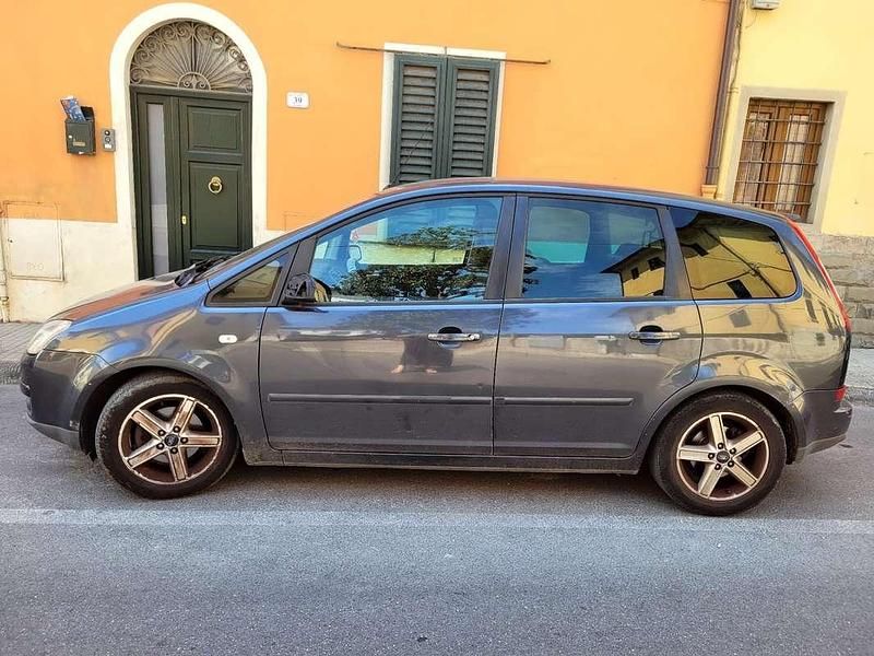 Usata 2007 Ford C-MAX Titanium Monovolume | 1500 € (Super prezzo) - Immagine 1/4