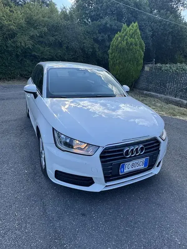 Usata Audi A1 Ambiente 90 CV (66 kW) 2016 Utilitaria