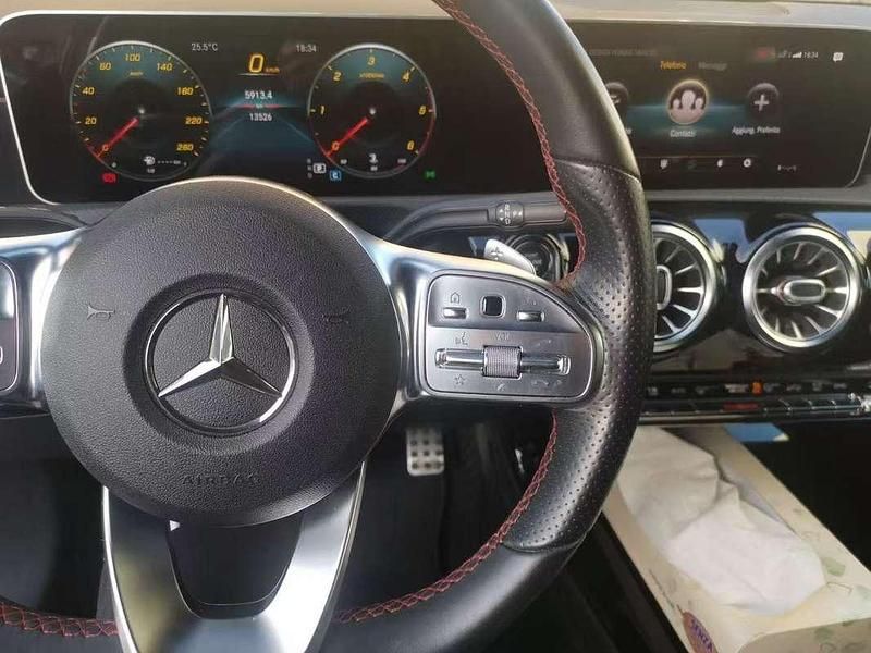 Usata Mercedes A180 Premium 116 CV (85 kW) 2019 Berlina