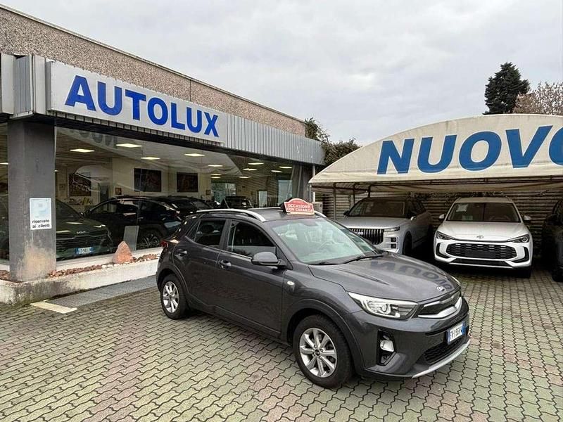 Usata Kia Stonic Style 116 CV (85 kW) 2019 Grigio SUV