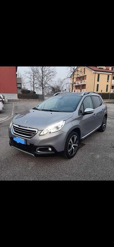 Usata Peugeot 2008 Allure 99 CV (72 kW) 2015 SUV