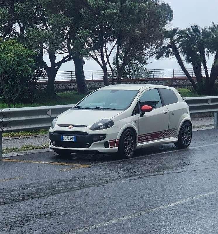 Usata Abarth Punto Evo 163 CV (119 kW) 2012 Utilitaria