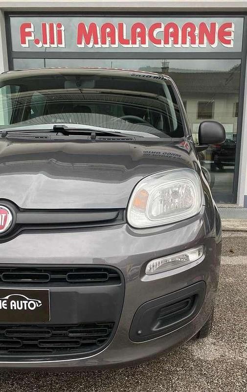 Usata Fiat Panda Easy 69 CV (50 kW) 2018 Grigio Utilitaria