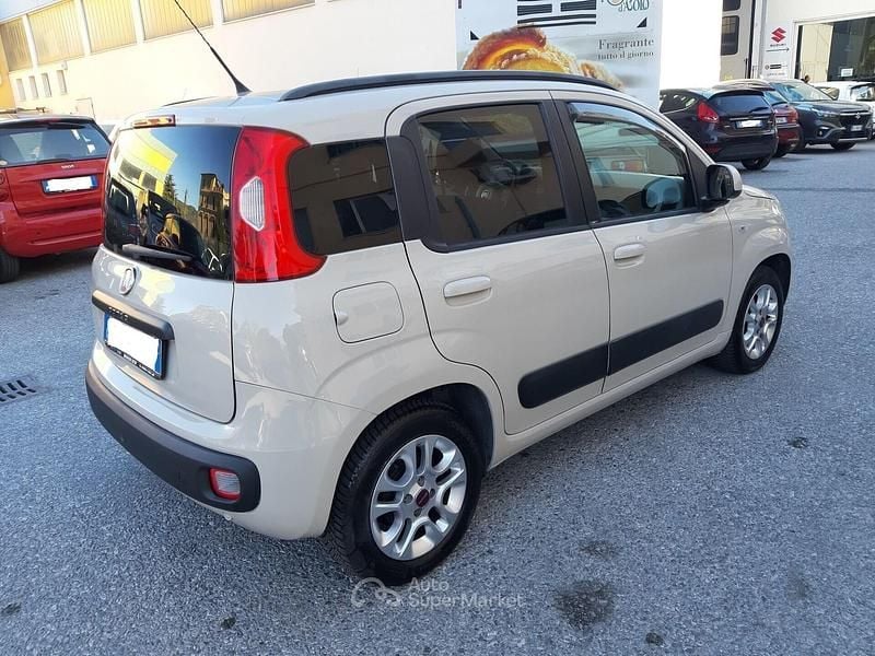 Usata Fiat Panda Lounge 69 CV (50 kW) 2014 Beige Utilitaria