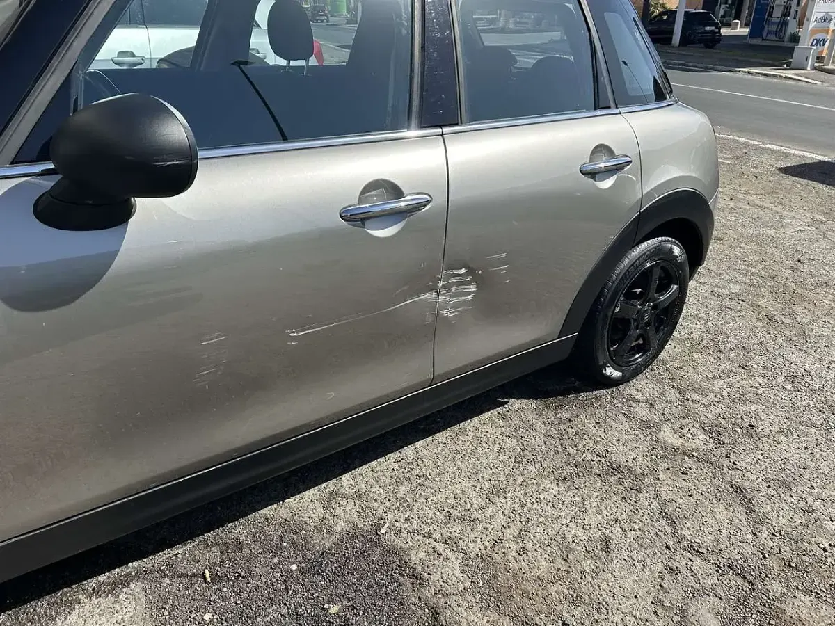 Begagnad Mini One D 95 HK (69 kW) 2017 Brun Halvkombi