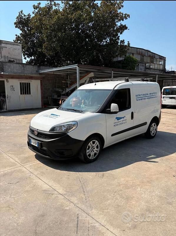 Bianco Usata 2016 Fiat Doblò Monovolume | 6500 € (Super prezzo) - Immagine 1/4