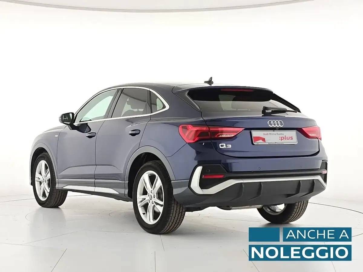 Gebraucht Audi Q3 Sportback S-Line 150 PS (110 kW) 2024 Blau SUV
