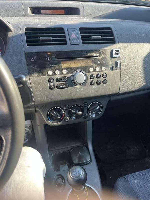 Usata Suzuki Swift GL 91 CV (66 kW) 2010 Other Utilitaria