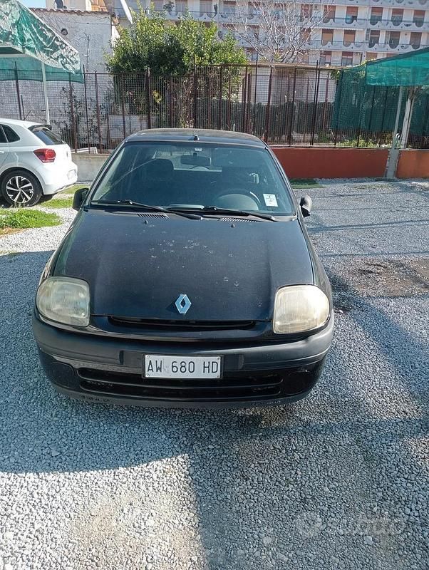 Usata Renault Clio II 1998 Nero Utilitaria