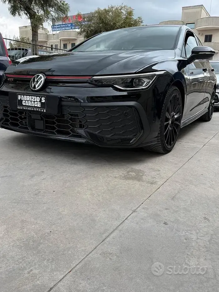 Usata VW Golf VIII GTI 245 CV (180 kW) 2024 Nero Berlina