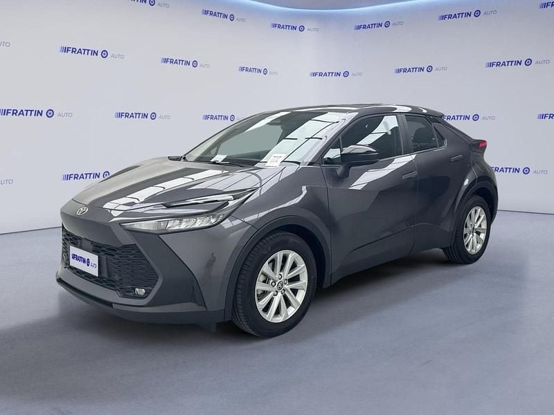 Usata Toyota C-HR Active 193 CV (141 kW) 2025 Grigio scuro SUV