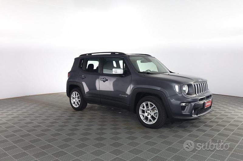 Usata Jeep Renegade Limited 131 CV (96 kW) 2022 Graphite grey SUV