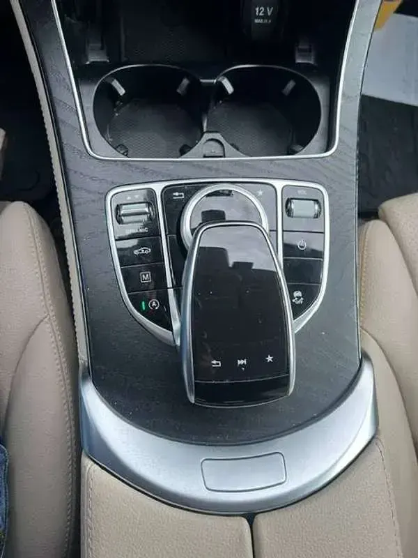 Usata Mercedes GLC250 Premium 204 CV (150 kW) 2019 Blu/azzurro SUV