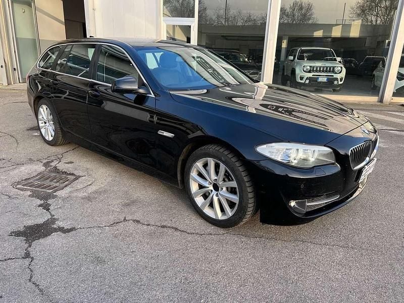 Usata BMW 525 218 CV (160 kW) 2012 Nero Station wagon
