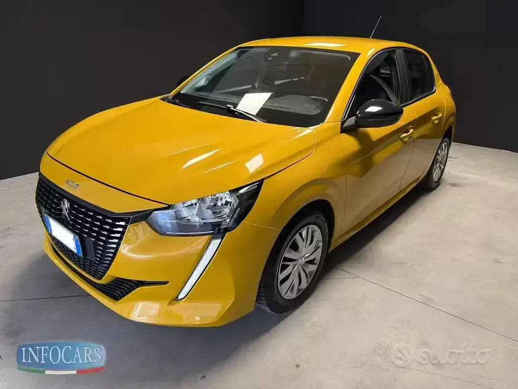 Usata Peugeot 208 Active 75 CV (55 kW) 2023 Giallo metallizzato Utilitaria