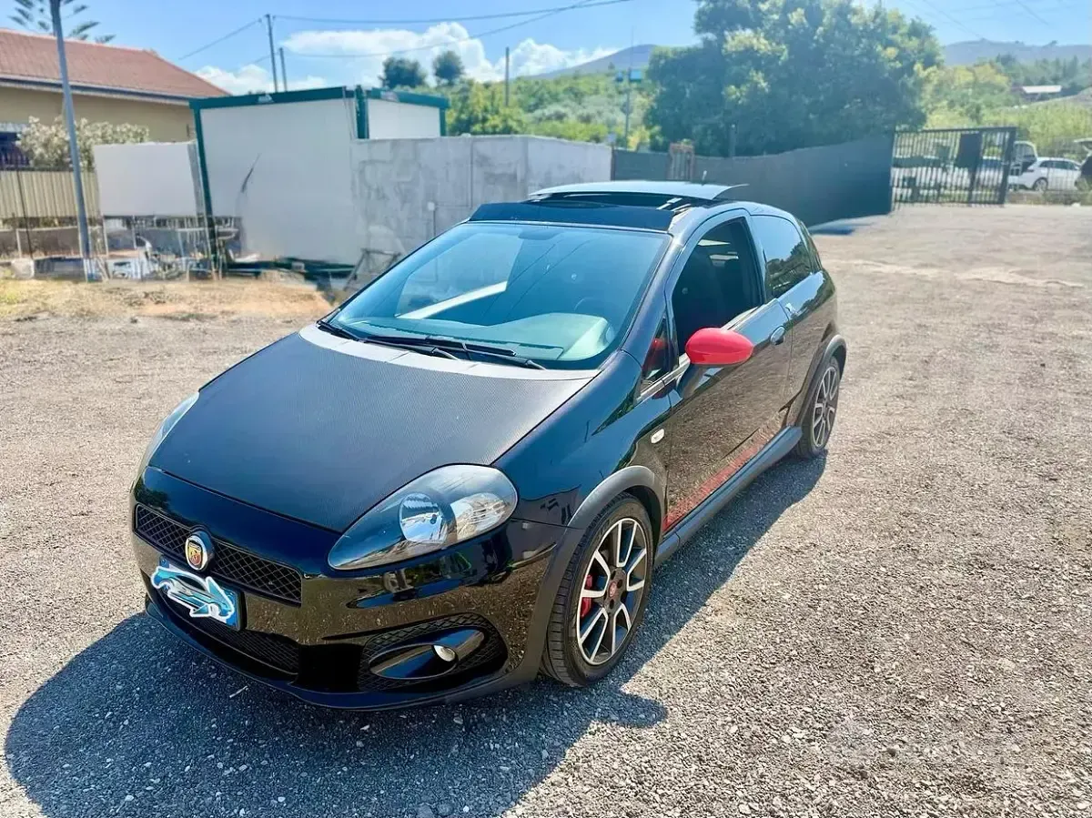 Usata Abarth Grande Punto 155 CV (114 kW) 2010 Utilitaria