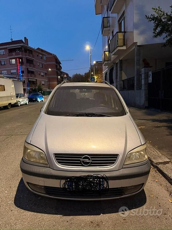 Grigio Usata 2002 Opel Zafira Elegance Tre volumi | 1250 € (Ottimo prezzo) - Immagine 1/3