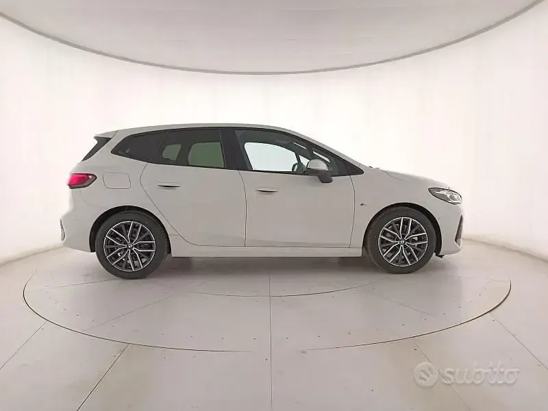 Usata BMW 218 Active Tourer M Sport 150 CV (110 kW) 2025 Bianco Monovolume