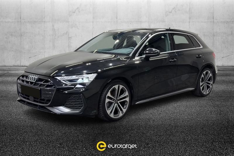 Usata Audi A3 e-tron S-Line 150 CV (110 kW) 2024 Nero metallizzato Utilitaria