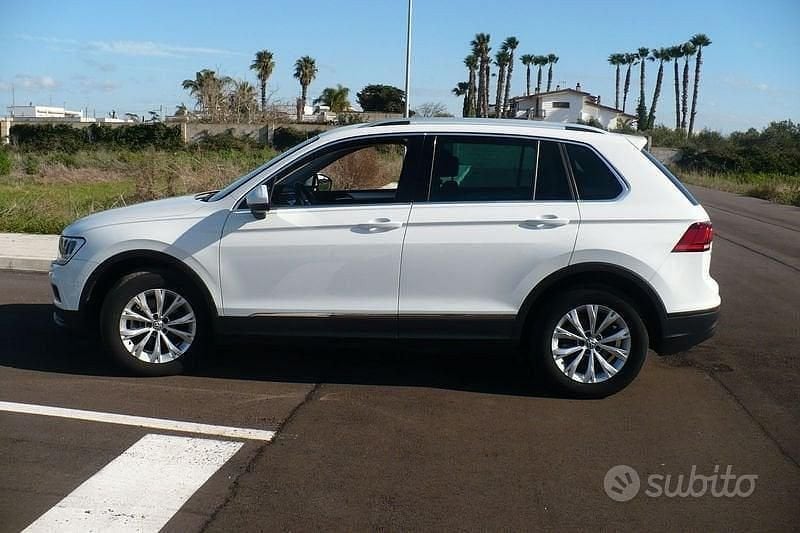 Usata VW Tiguan Business 150 CV (110 kW) 2020 Bianco SUV