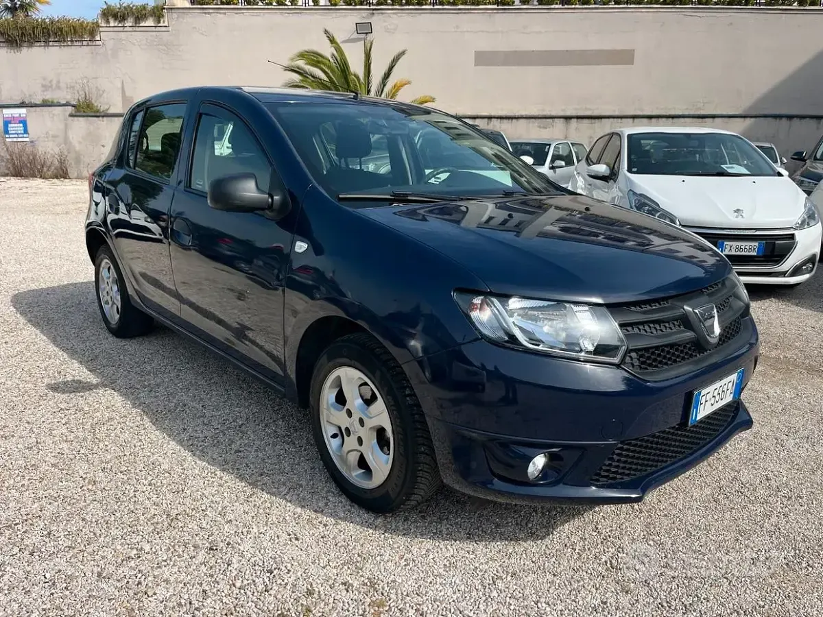 Occasion Dacia Sandero Lauréate 90 ch (66 kW) 2016 Bleue Berline