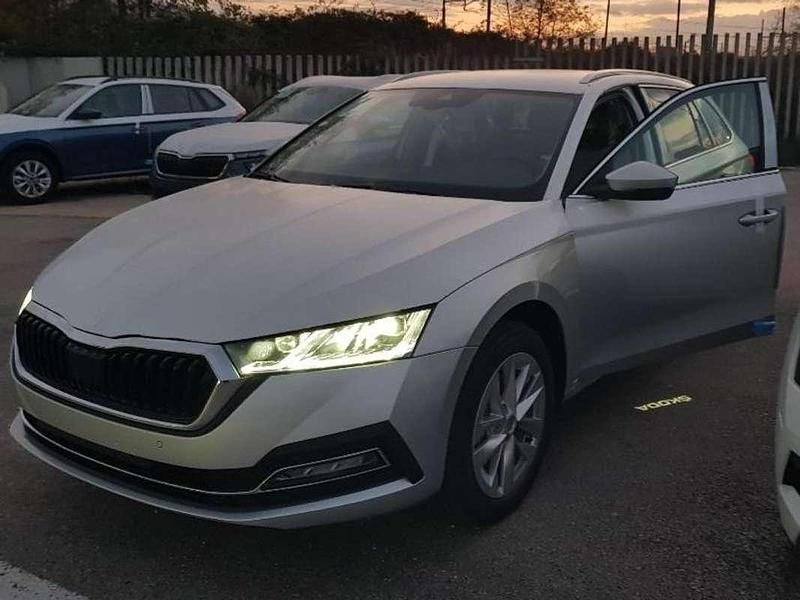 Usata Skoda Octavia G-TEC Style 131 CV (96 kW) 2020 Argento Station wagon