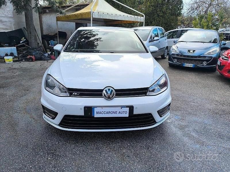 Usata VW Golf VII R-line 150 CV (110 kW) 2016 Bianco Berlina