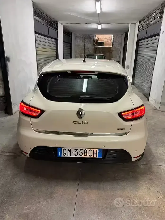 Usata Renault Clio IV 90 CV (66 kW) 2018 Berlina