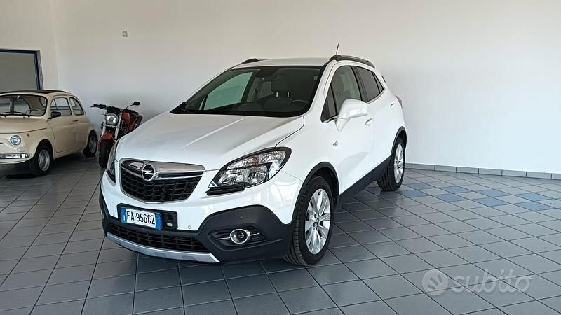 Usata Opel Mokka Cosmo 136 CV (100 kW) 2015 Bianco SUV