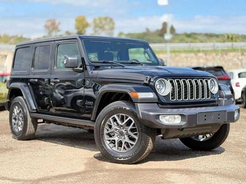 Nuova Jeep Wrangler Unlimited Sahara 272 CV (200 kW) 2025 Nero SUV