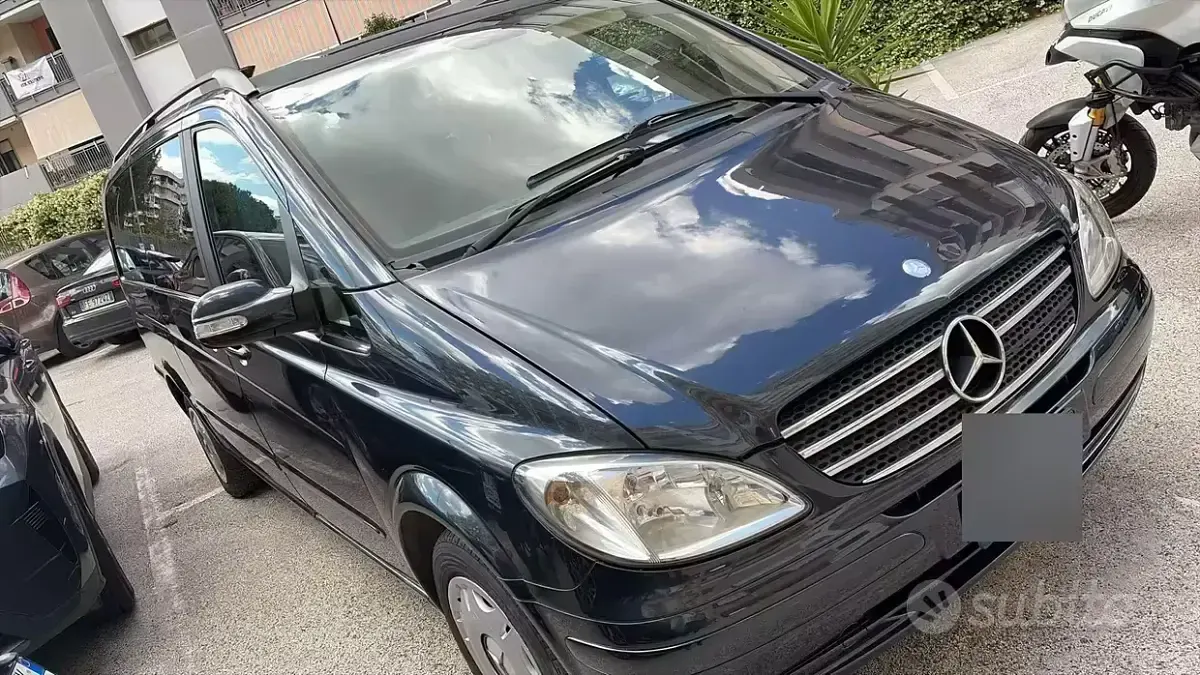 Usata Mercedes Viano 150 CV (110 kW) 2005 Nero Monovolume