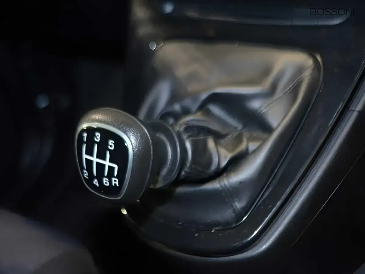 Usata Lancia Ypsilon S 70 CV (51 kW) 2024 Grigio Utilitaria