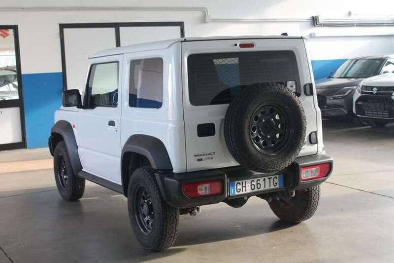 Usata Suzuki Jimny 102 CV (75 kW) 2022 Bianco SUV