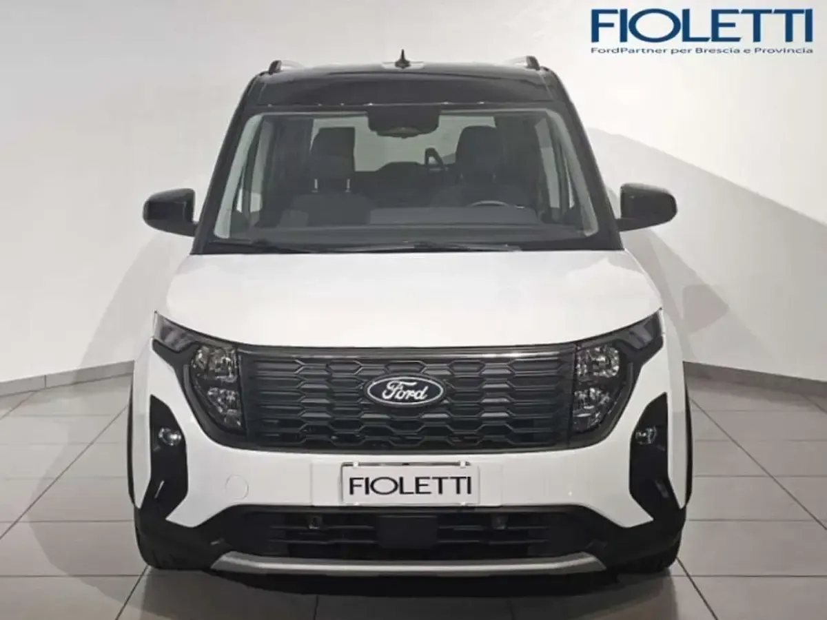 Usata Ford Tourneo Courier Active 124 CV (91 kW) 2024 Bianco Monovolume