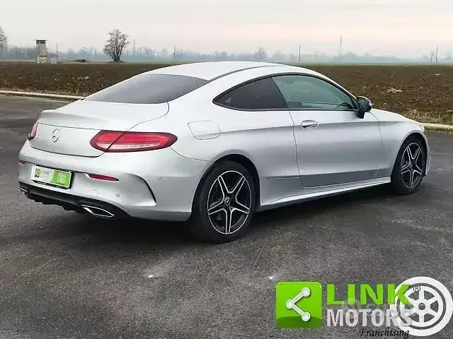 Usata Mercedes C300 Premium Plus 245 CV (180 kW) 2018 Grigio Coupé