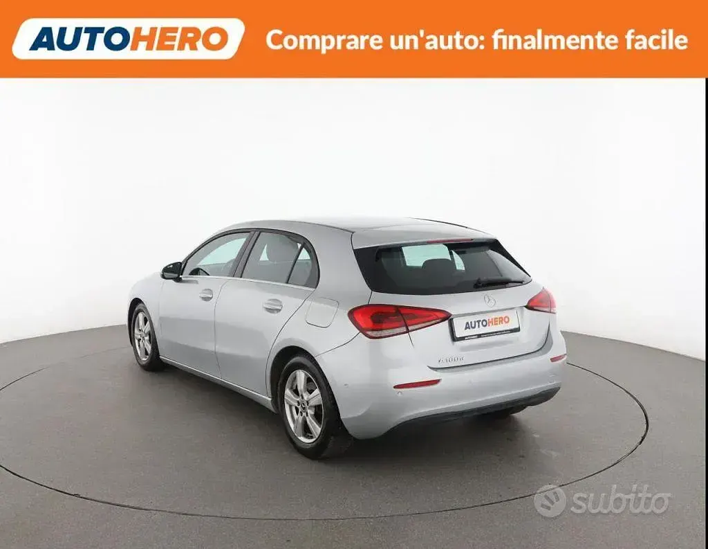 Usata Mercedes A180 Executive 116 CV (85 kW) 2019 Grigio Berlina