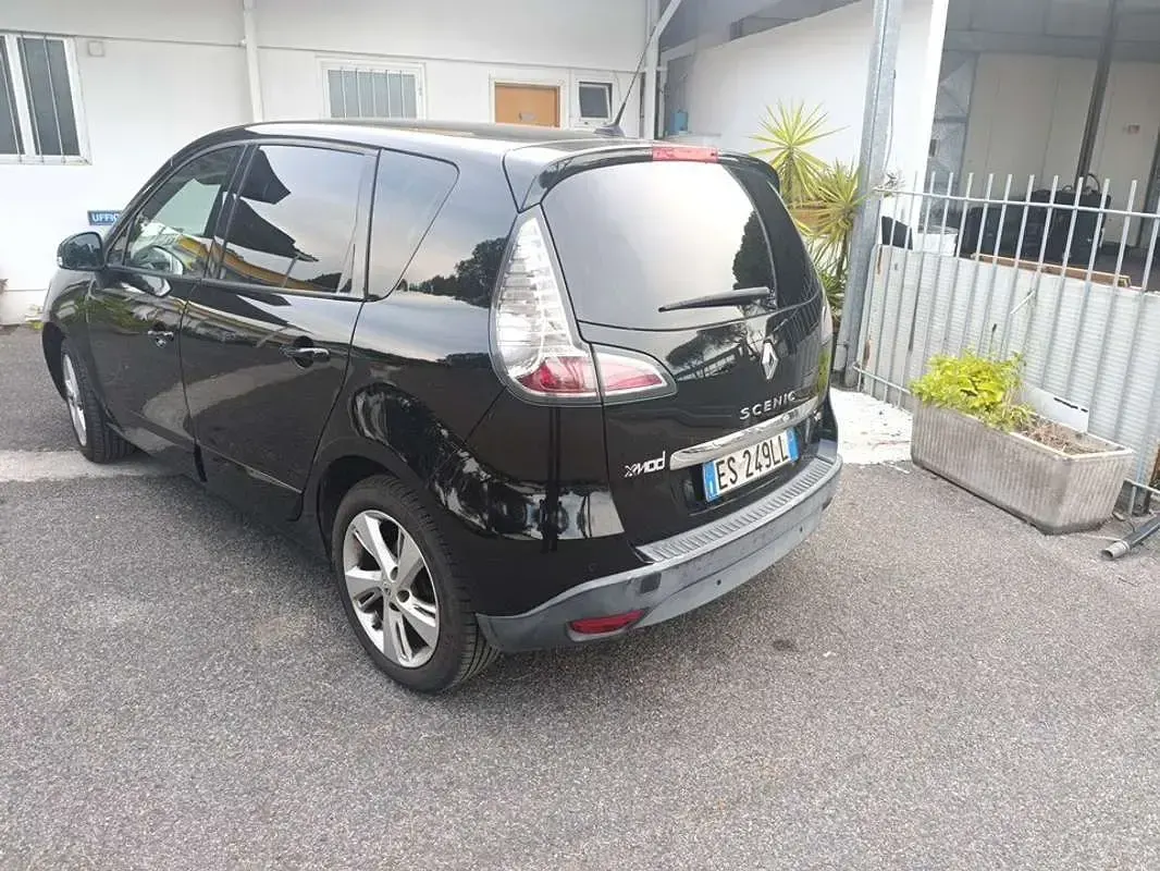 Usata Renault Scénic III 110 CV (80 kW) 2013 Monovolume