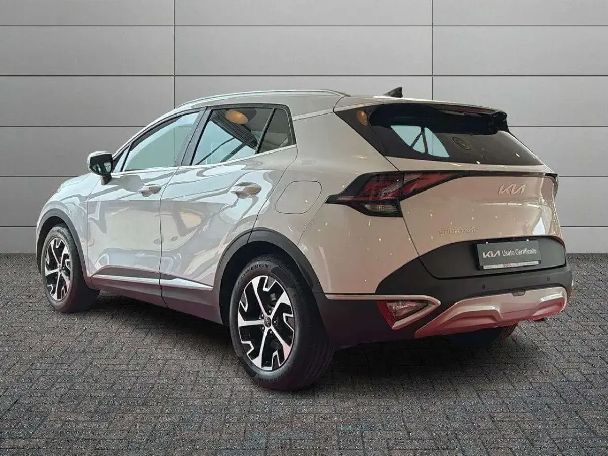 Usata Kia Sportage Style 150 CV (110 kW) 2021 Bianco SUV