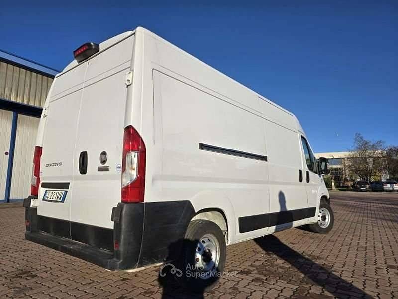 Usado Fiat Ducato 14 140 HP (102 kW) 2020 Branco Van