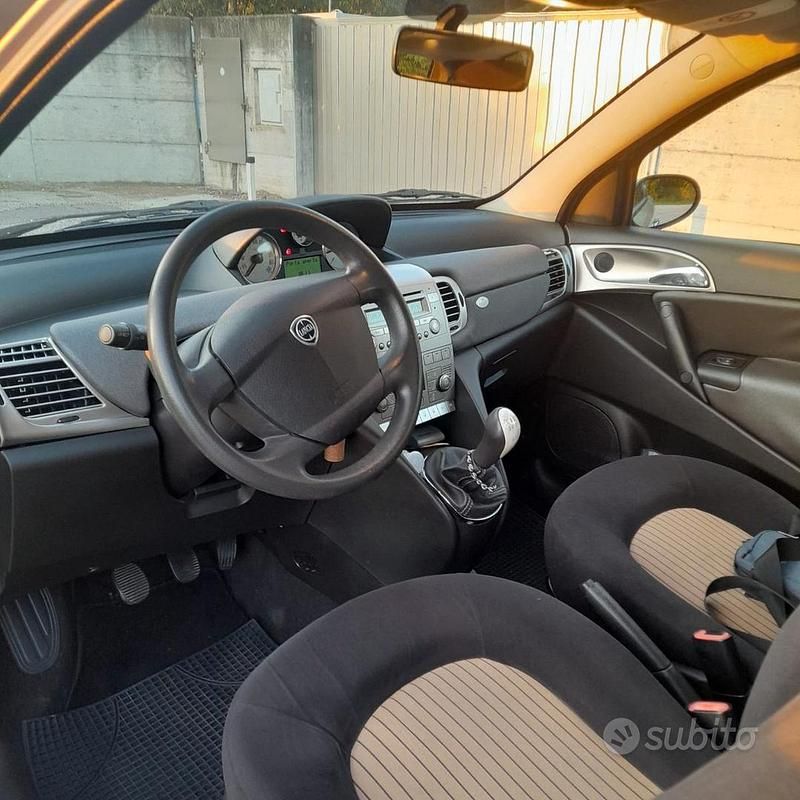 Usata Lancia Ypsilon 2008 Utilitaria