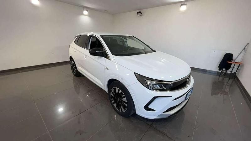 Bianco Usata 2023 Opel Grandland X Business Elegance SUV | 16.490 € (Super prezzo) - Immagine 1/4