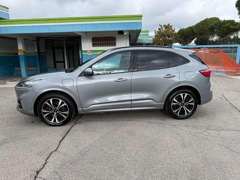 Usata Ford Kuga ST-Line X 152 CV (111 kW) 2021 Grigio SUV