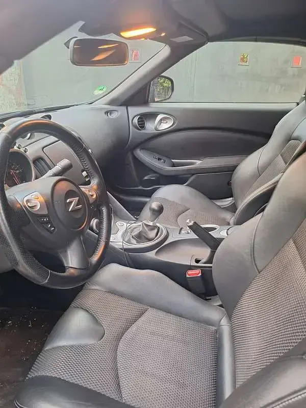 Usata Nissan 370Z 332 CV (244 kW) 2013 Cabrio