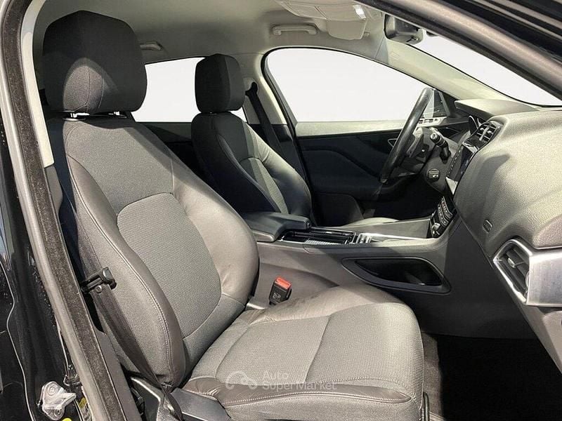 Usata Jaguar F-Pace Pure 179 CV (131 kW) 2017 Nero SUV