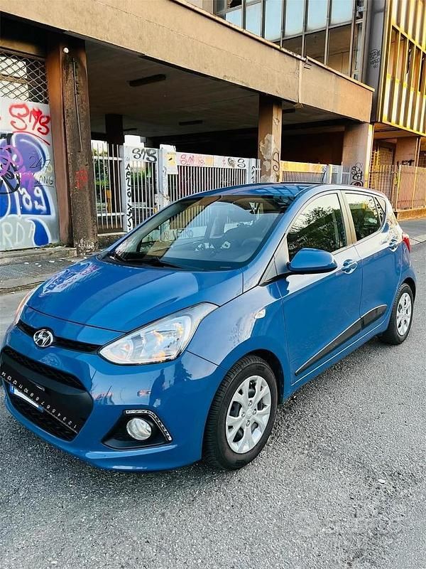 Usata Hyundai i10 Classic 67 CV (49 kW) 2016 Blu Utilitaria