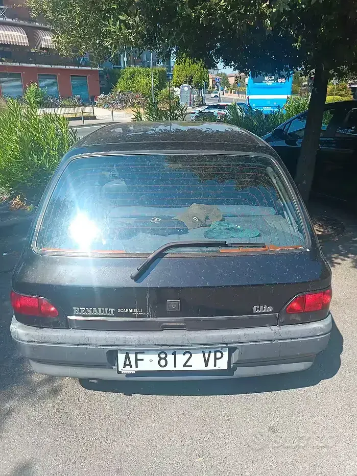 Usata Renault Clio 54 CV (39 kW) 1996 Utilitaria