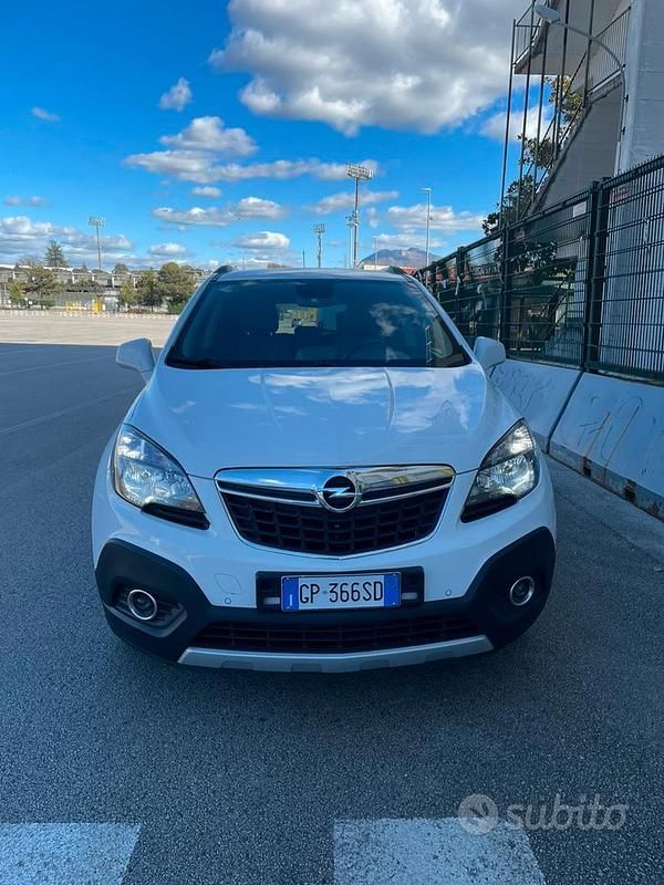 Usata Opel Mokka Cosmo 115 CV (84 kW) 2015 Bianco SUV
